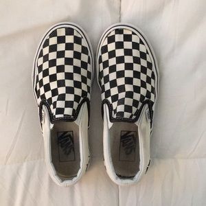 black checkered vans